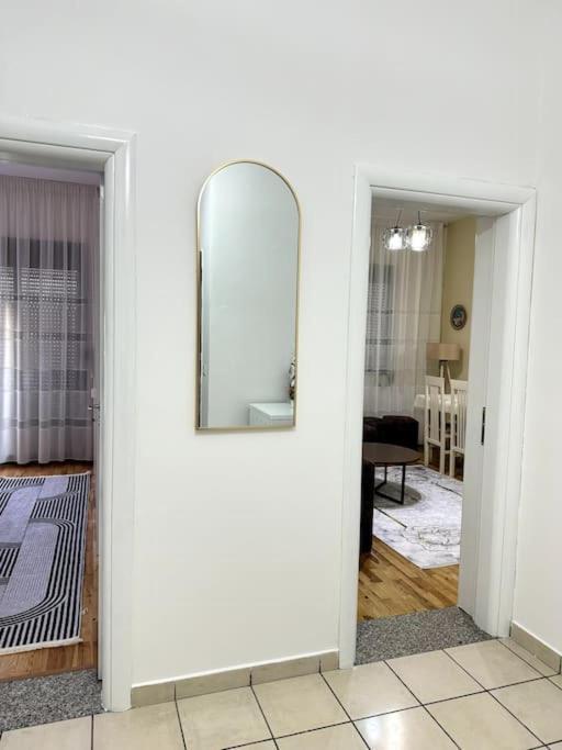 Sol Apartments - 2 Bedrooms Shkodër Esterno foto